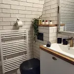 Boti Hill Natural ティハニ